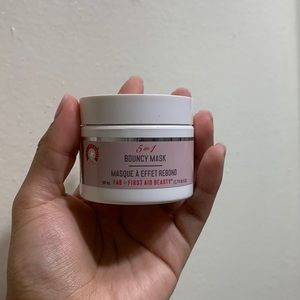 First aid beauty bouncy mask